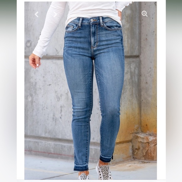 Judy Blue Denim - Judy Blue Sharon High Rise Released Hem Skinny blue jean zip closure